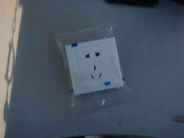 電源開(kāi)關(guān)枕包機(jī)