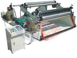 河北雄偉供應(yīng)1600B型高速分切機(jī)